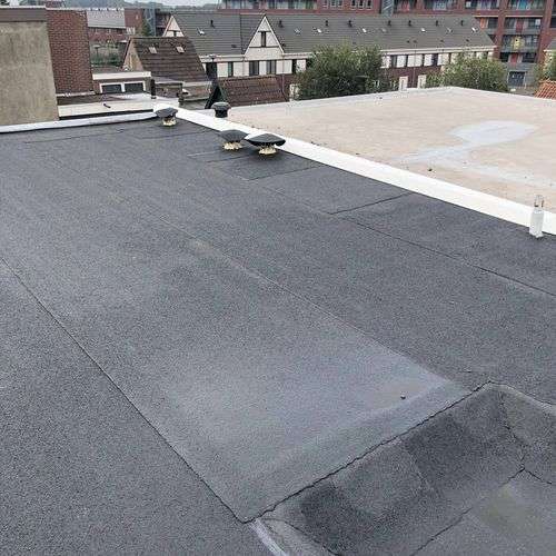 Een nieuw bitumen dak in Buren Een nieuw bitumen dak in Buren